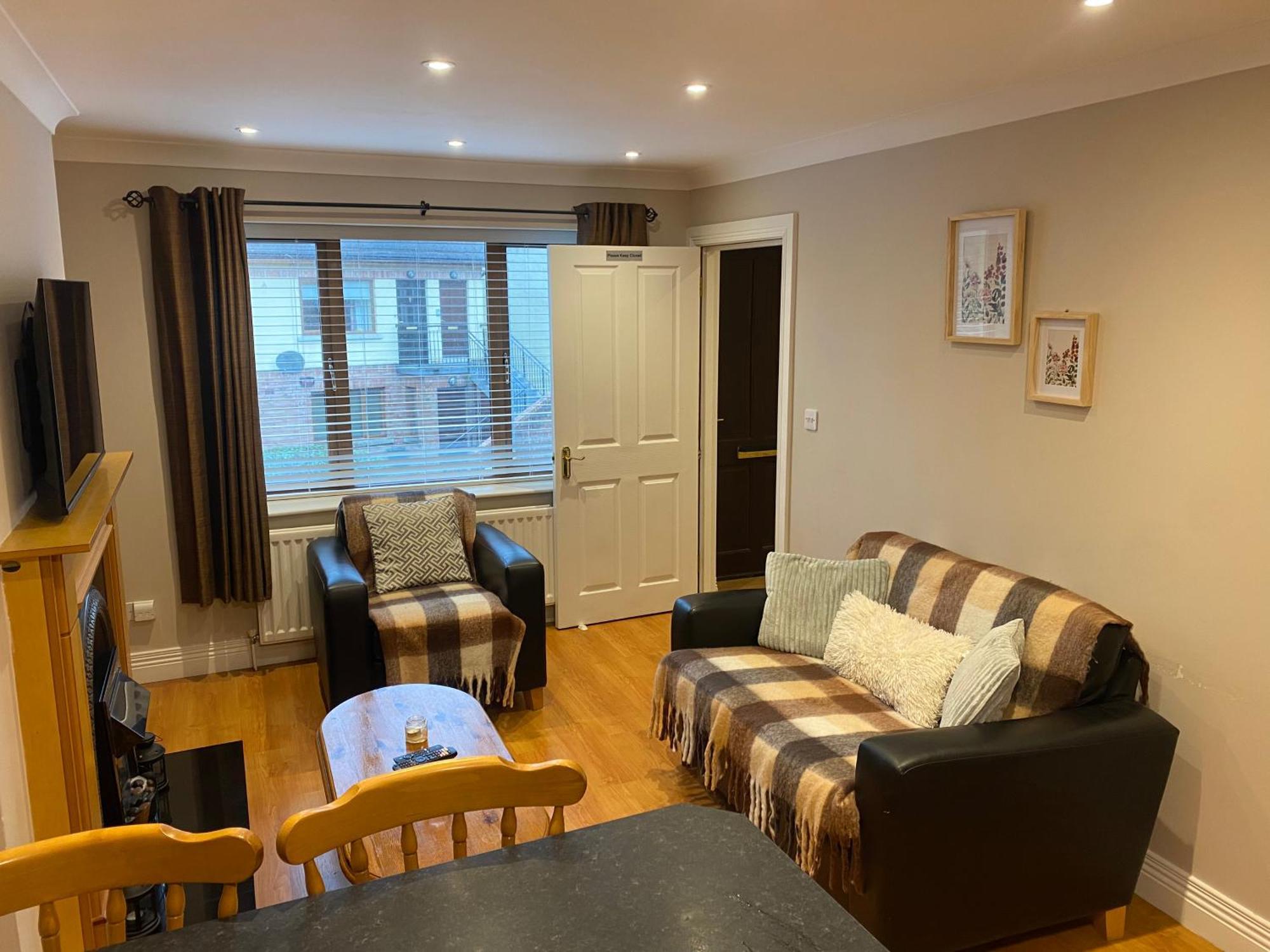 2 Bed Cosy Apartment In Heart Of Mullingar. Luaran gambar